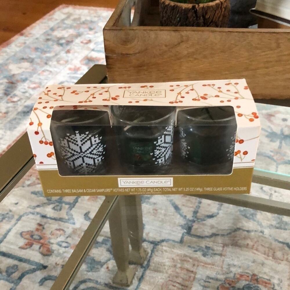 Yankee Candle Balsam & Cedar Holiday Votive Set